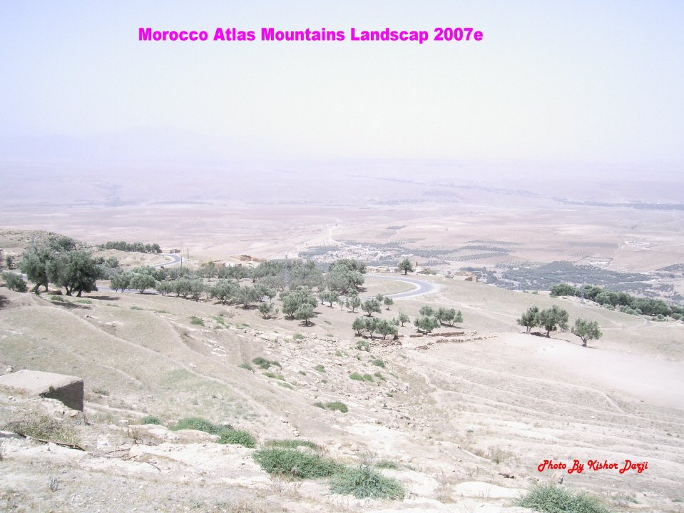 marrakechland01.jpg